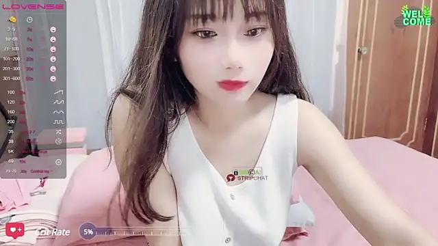 Q-Bubble naked stripping on cam for live sex video chat