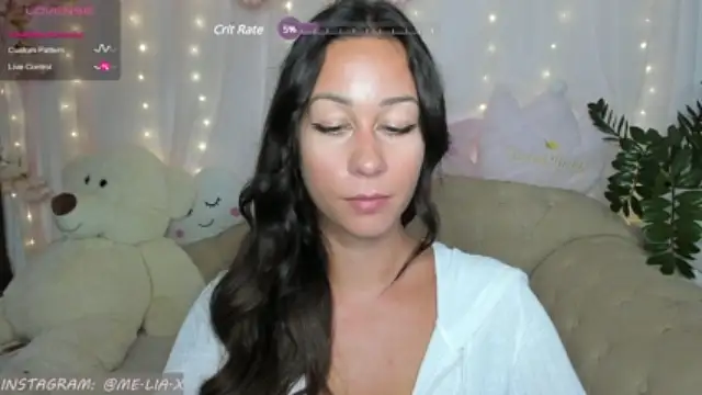 Meliax naked stripping on cam for live sex video chat
