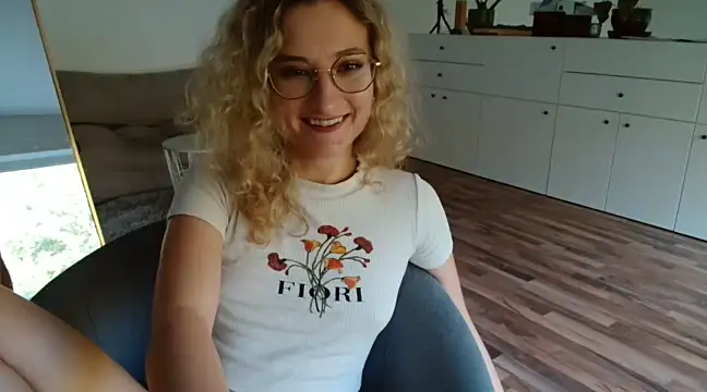 MileySummer naked stripping on cam for live sex video chat