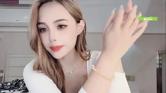 Avaxiaolu naked strip on cam for live sex video chat