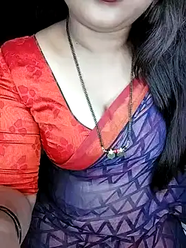 hot-friendly-girl naked strip on cam for live sex video chat