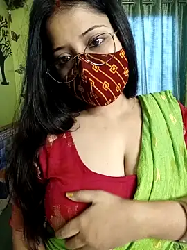 lisa_bhabi naked strip on cam for live sex video chat
