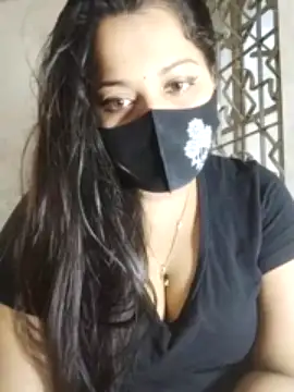 Mimi-Rose naked strip on cam for live sex video chat