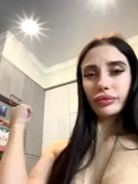 SweetieEva naked strip on cam for live sex video chat