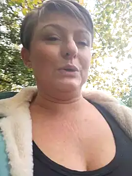 Tashkitty naked strip on cam for live sex video chat
