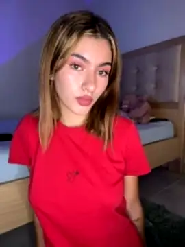 Your_Honeey naked strip on cam for live sex video chat