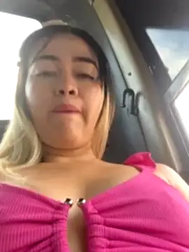 Danielavegax naked strip on cam for live sex video chat