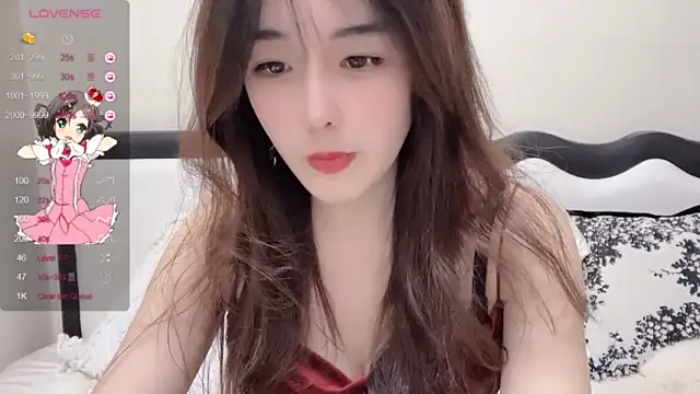 Faye- naked strip on cam for live sex video chat