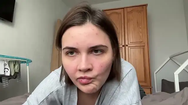 Meliassfuckslut naked strip on cam for live sex video chat