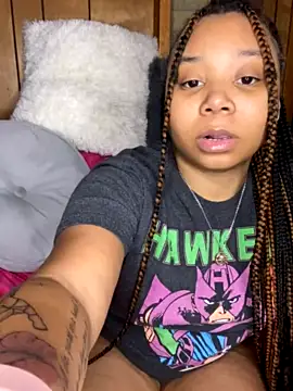 RealqueenG4life naked strip on cam for live sex video chat