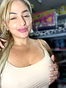 sammyqueenx21 naked strip on cam for live sex video chat