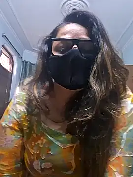 SEXY-Sardarni naked strip on cam for live sex video chat
