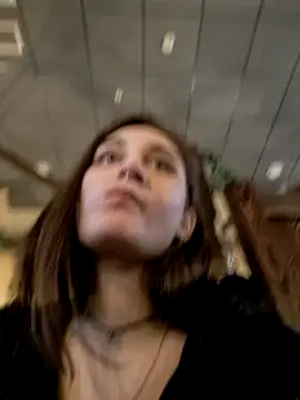 VibeViolet naked strip on cam for live sex video chat