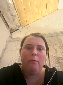 Cutiegirl22 naked strip on cam for live sex video chat
