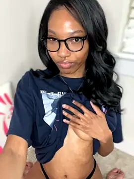eviemarie naked strip on cam for live sex video chat
