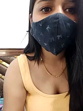 Gloie4u naked strip on cam for live sex video chat