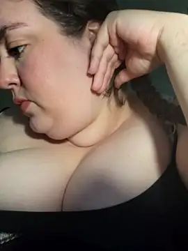 lazyPanda94 naked strip on cam for live sex video chat