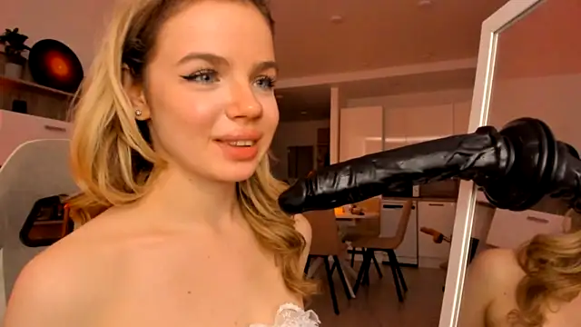 lit_asella naked strip on cam for live sex video chat