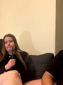 Lounadelvey15 naked strip on cam for live sex video chat