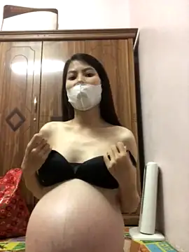 Lucky_baby12 naked strip on cam for live sex video chat