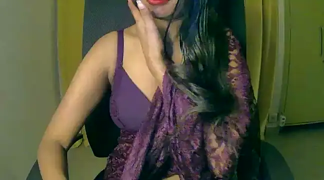 mayragirll8 naked strip on cam for live sex video chat