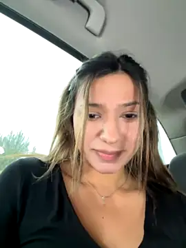 _MiaQueen_ naked strip on cam for live sex video chat