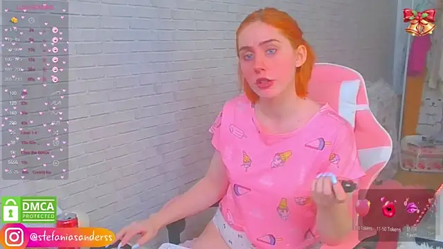 mistylolli naked strip on cam for live sex video chat