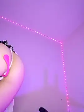Ciillyna naked strip on cam for live sex video chat
