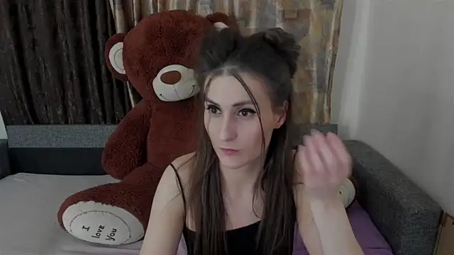 gwenBest naked strip on cam for live sex video chat