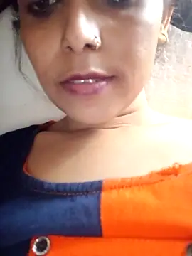 Hot-mari naked strip on cam for live sex video chat