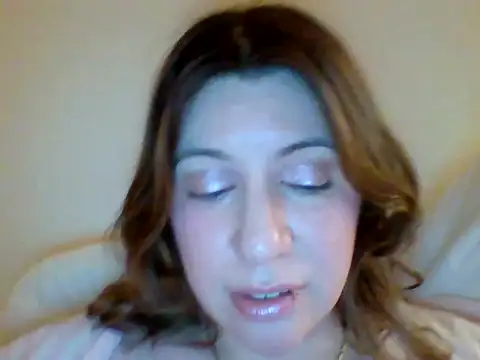HYPHYtype naked strip on cam for live sex video chat