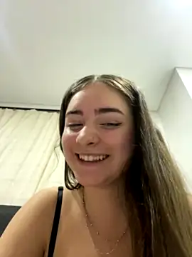 Im_Lannie naked strip on cam for live sex video chat