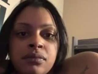 Indianqueen443 nude Live Sex Chat Room in CamSoda
