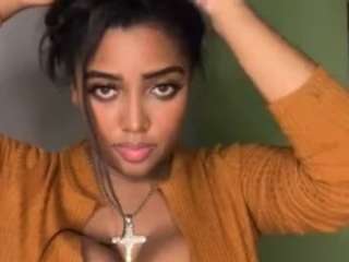Naommi Scott nude Live Sex Chat Room in CamSoda