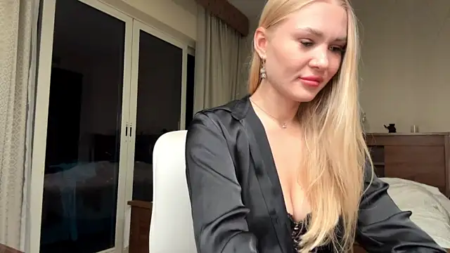 Nessyyy naked strip on cam for live sex video chat