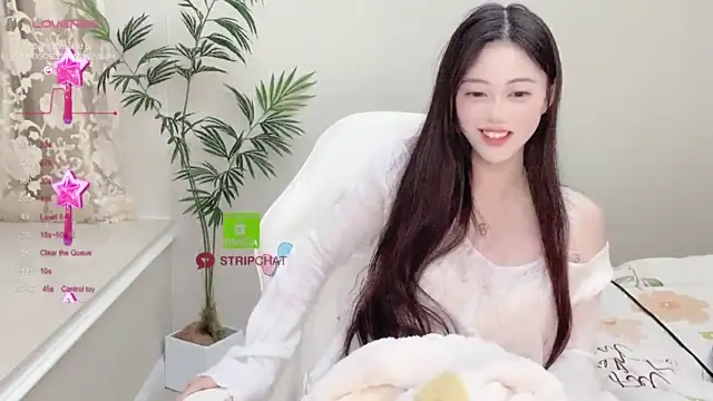 Peri-170-S naked strip on cam for live sex video chat