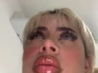 SabrinaParis nude Live Sex Chat Room in CamSoda