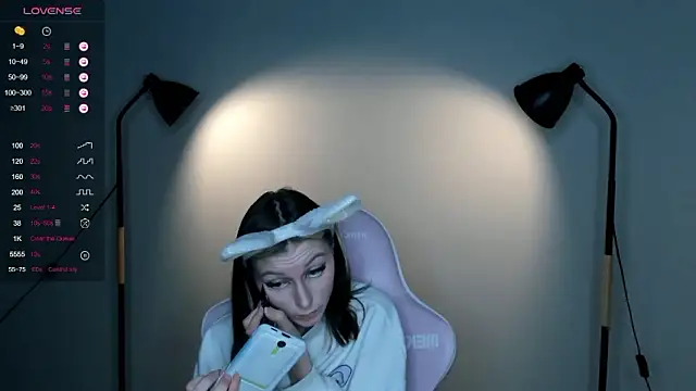 TeonaGoldi naked strip on cam for live sex video chat