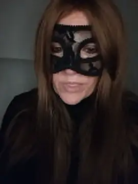 23Milly naked strip on cam for live sex video chat