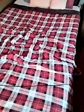 Aisha_Moretti naked strip on cam for live sex video chat