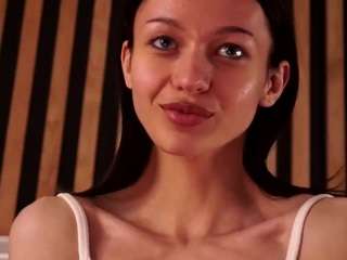 Amelia-Crown nude Live Sex Chat Room in CamSoda