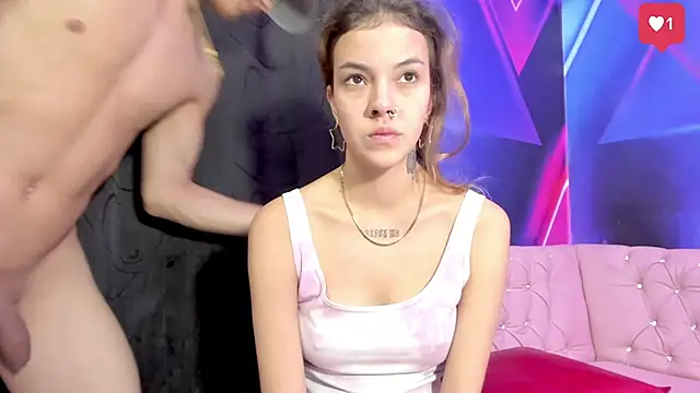 crazy-sexvip naked strip on cam for live sex video chat