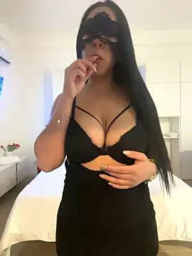 dolceremi naked strip on cam for live sex video chat