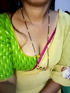 Kannadasundri143 naked strip on cam for live sex video chat