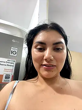 LILI_90 naked strip on cam for live sex video chat