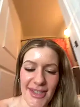 Loveshae naked strip on cam for live sex video chat