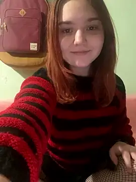 Lucy_Knight naked strip on cam for live sex video chat