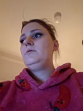 Nini_beab naked strip on cam for live sex video chat