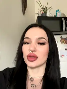 pocketdollyy naked strip on cam for live sex video chat