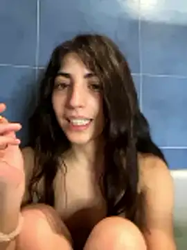 saphiyraamoreofficial naked strip on cam for live sex video chat